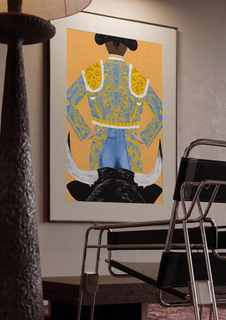 Butt fighter by Jaron Su framed in a dim room beside a tubular steel chair