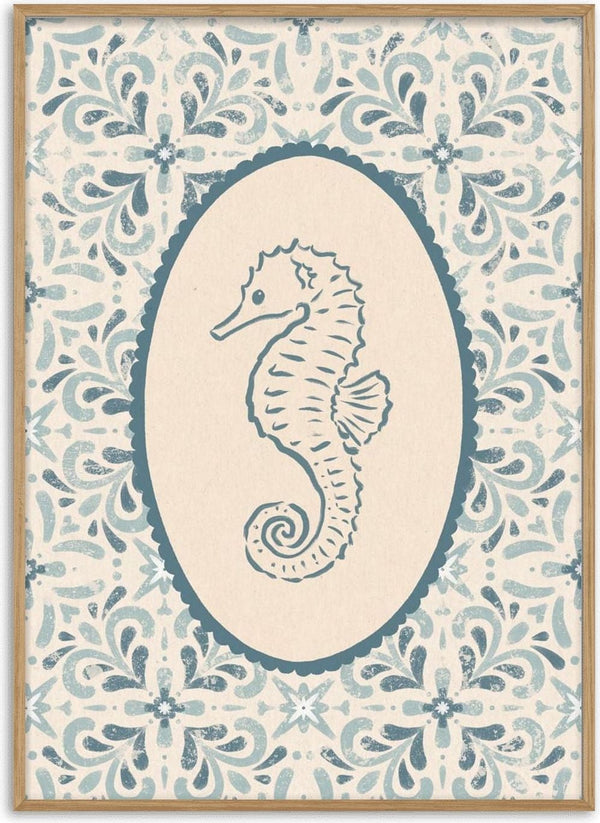 Coastal Seahorse Medallion - Katarzyna Gąsiorowska